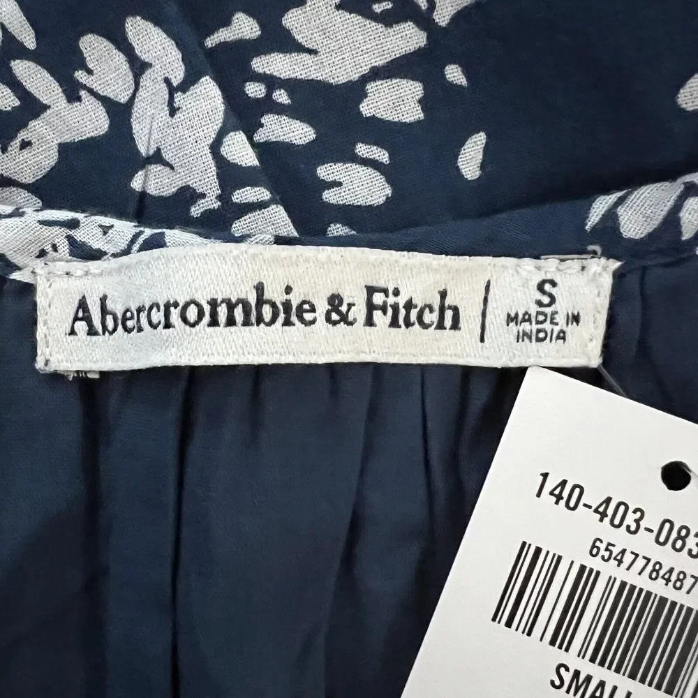 Abercrombie Fitch Shirt Womens Small Navy Blue White Floral Peasant‎ Blouse Boho